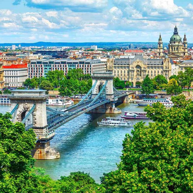 http://drvalentereyes.com/wp-content/uploads/2020/01/budapest-1-640x640.jpg